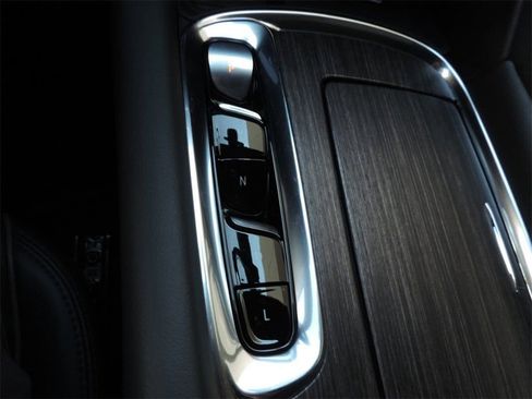 Certified 2023 Buick Enclave Avenir w/ Avenir Technology Package image 24