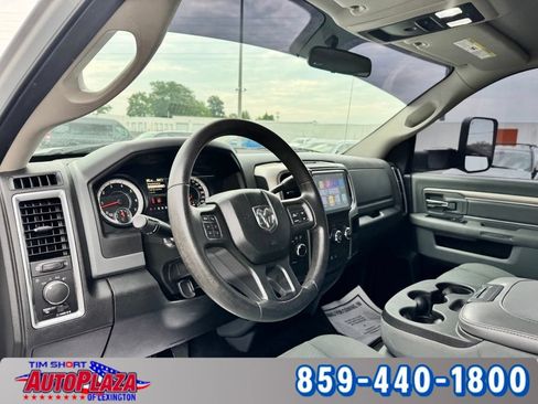 Used 2017 RAM 2500 SLT AWD/4WD image 3
