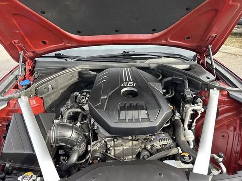 Used 2023 Genesis G70 2.0T image 23