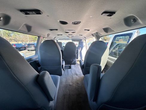 Used 2012 Ford E-350 and Econoline 350 XLT image 25