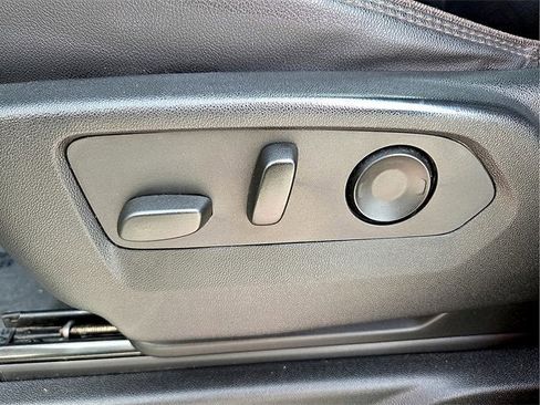 Certified 2022 Chevrolet Suburban High Country image 19