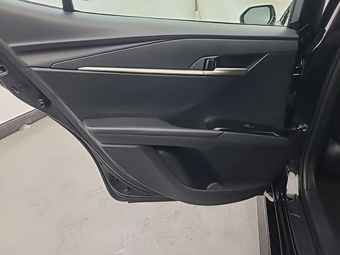 Used 2025 Toyota Camry SE FWD image 19