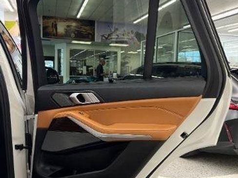 Used 2019 BMW X5 xDrive40i w/ Executive Package AWD/4WD image 37