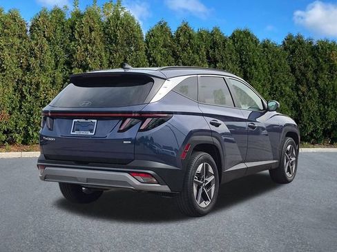 Certified 2025 Hyundai Tucson SEL AWD/4WD image 4