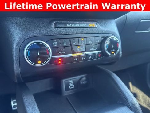 Used 2024 Ford Escape ST-Line image 5