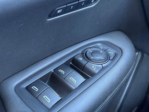 Used 2023 Cadillac XT6 Sport w/ Technology Package image 16