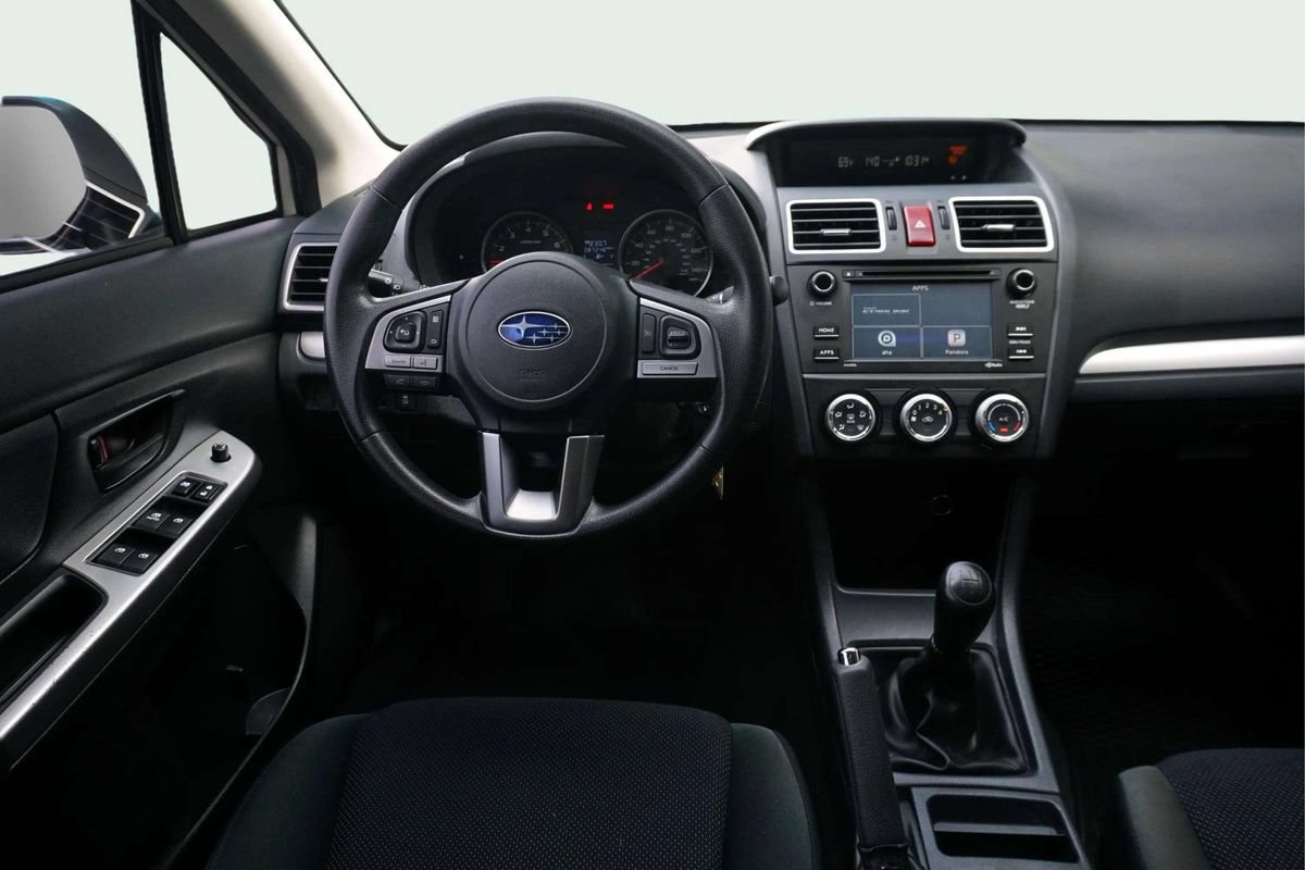 Used 2016 Subaru Crosstrek 2.0i AWD/4WD image 16