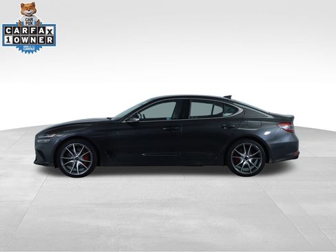 Used 2025 Genesis G70 2.5T image 9
