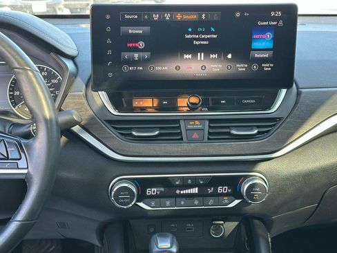 Used 2023 Nissan Altima 2.5 SL image 14