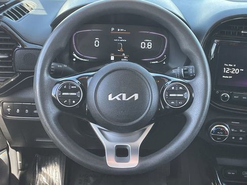 Certified 2023 Kia Soul S image 21