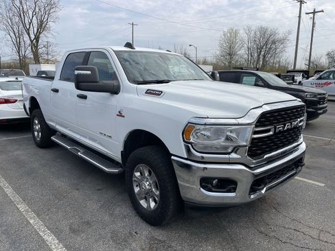 Used 2024 RAM 2500 Big Horn w/ Off Road Package AWD/4WD image 13