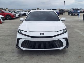 Used 2026 Toyota Camry SE FWD video 2