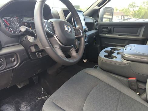 New 2026 RAM 2500 Tradesman AWD/4WD image 11