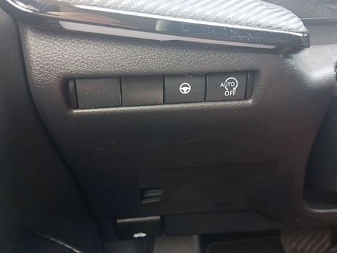 Used 2025 Nissan Kicks SR FWD image 22