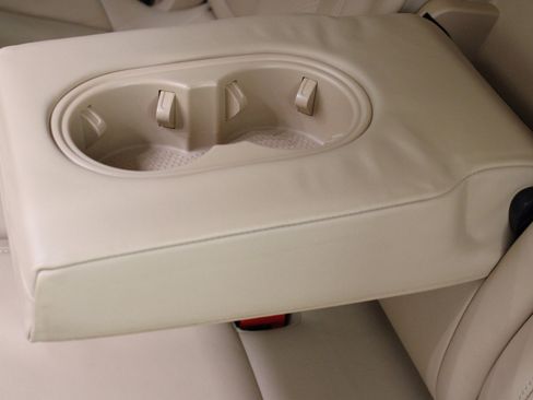 Used 2012 Porsche Cayenne image 41