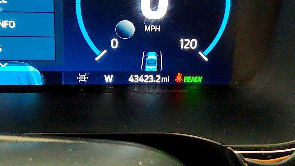 Used 2021 Ford F150 Lariat w/ Equipment Group 502A High AWD/4WD image 14