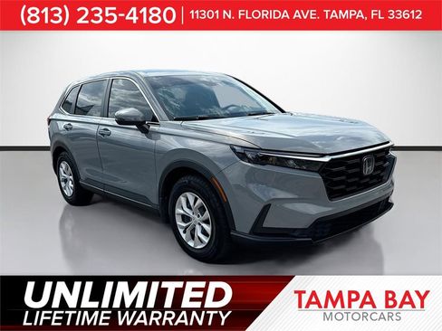 Used 2023 Honda CR-V LX image 1