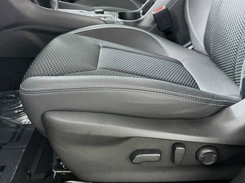Used 2020 Subaru Forester Premium image 17