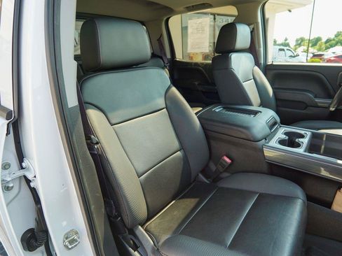 Used 2017 GMC Sierra 1500 SLT w/ All Terrain Package AWD/4WD image 28
