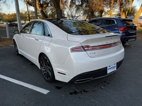 Used 2020 Lincoln MKZ Reserve w/ Luxury Package image 7