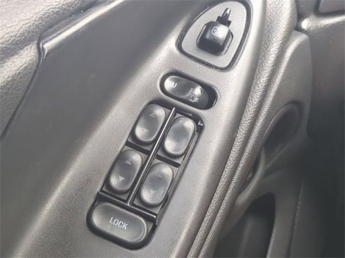 Used 2004 Ford Mustang GT image 18