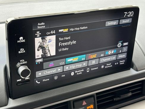 Certified 2024 Honda Pilot EX-L image 22