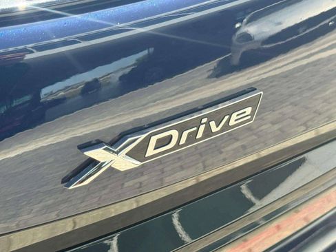 Used 2025 BMW 760i xDrive w/ Executive Package AWD/4WD image 21