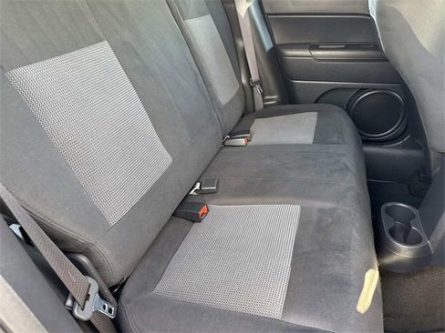 Used 2016 Jeep Patriot Sport w/ Power Value Group image 12