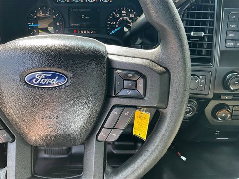 Used 2017 Ford F150 XL w/ Equipment Group 101A Mid AWD/4WD image 12