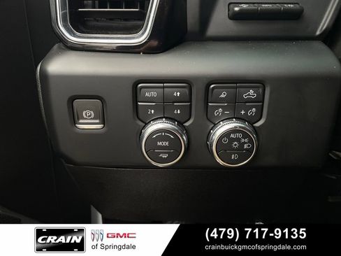 Used 2024 GMC Sierra 2500 Denali w/ Denali Reserve Package AWD/4WD image 12