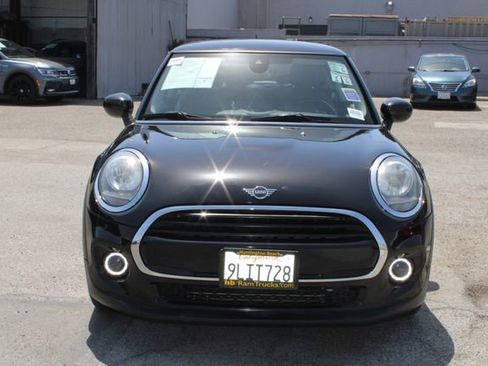 Used 2020 MINI Cooper 2-Door Hardtop FWD image 2