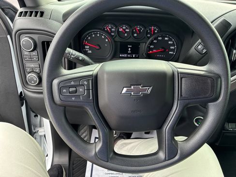Used 2025 Chevrolet Silverado 1500 Custom Trail Boss w/ LPO, Dark Essentials Package AWD/4WD image 13