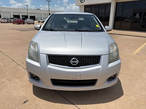 Used 2012 Nissan Sentra 2.0 SR w/ Special Edition Pkg FWD image 5