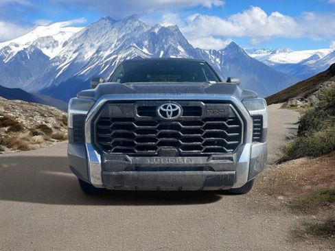 Used 2025 Toyota Tundra SR5 w/ TRD Off-Road Package AWD/4WD image 8