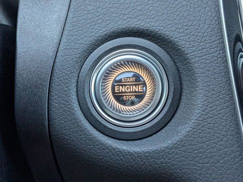 Used 2023 Mercedes-Benz C 300 4MATIC Cabriolet image 28