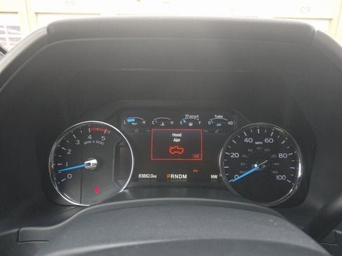 Used 2022 Ford F350 Lariat w/ Lariat Ultimate Package image 11