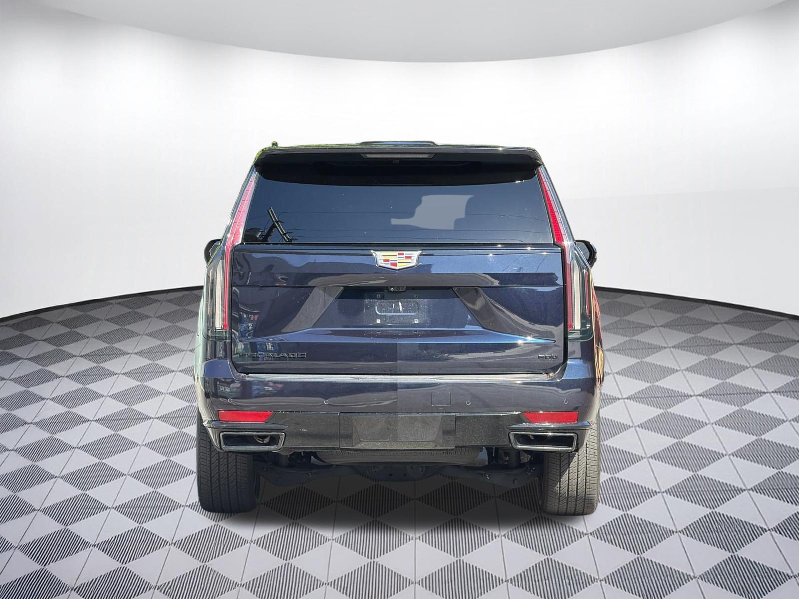 Used 2022 Cadillac Escalade Sport Platinum w/ Heavy-Duty Trailer Package AWD/4WD image 9