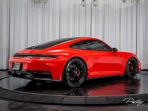 Used 2026 Porsche 911 Carrera 4 GTS AWD/4WD image 18