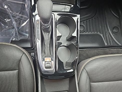 Used 2025 Chevrolet Trax ACTIV w/ Driver Confidence Package image 26