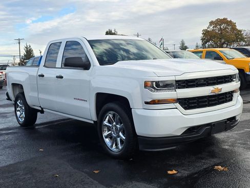 Used 2016 Chevrolet Silverado 1500 Custom w/ Custom Convenience Package image 7
