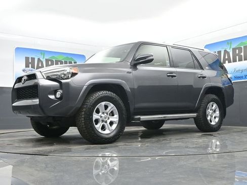 Used 2018 Toyota 4Runner SR5 Premium image 20
