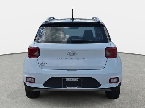 New 2026 Hyundai Venue SEL FWD image 6