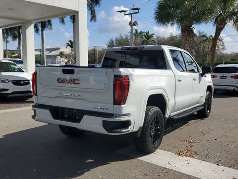 Certified 2022 GMC Sierra 1500 AT4X image 5