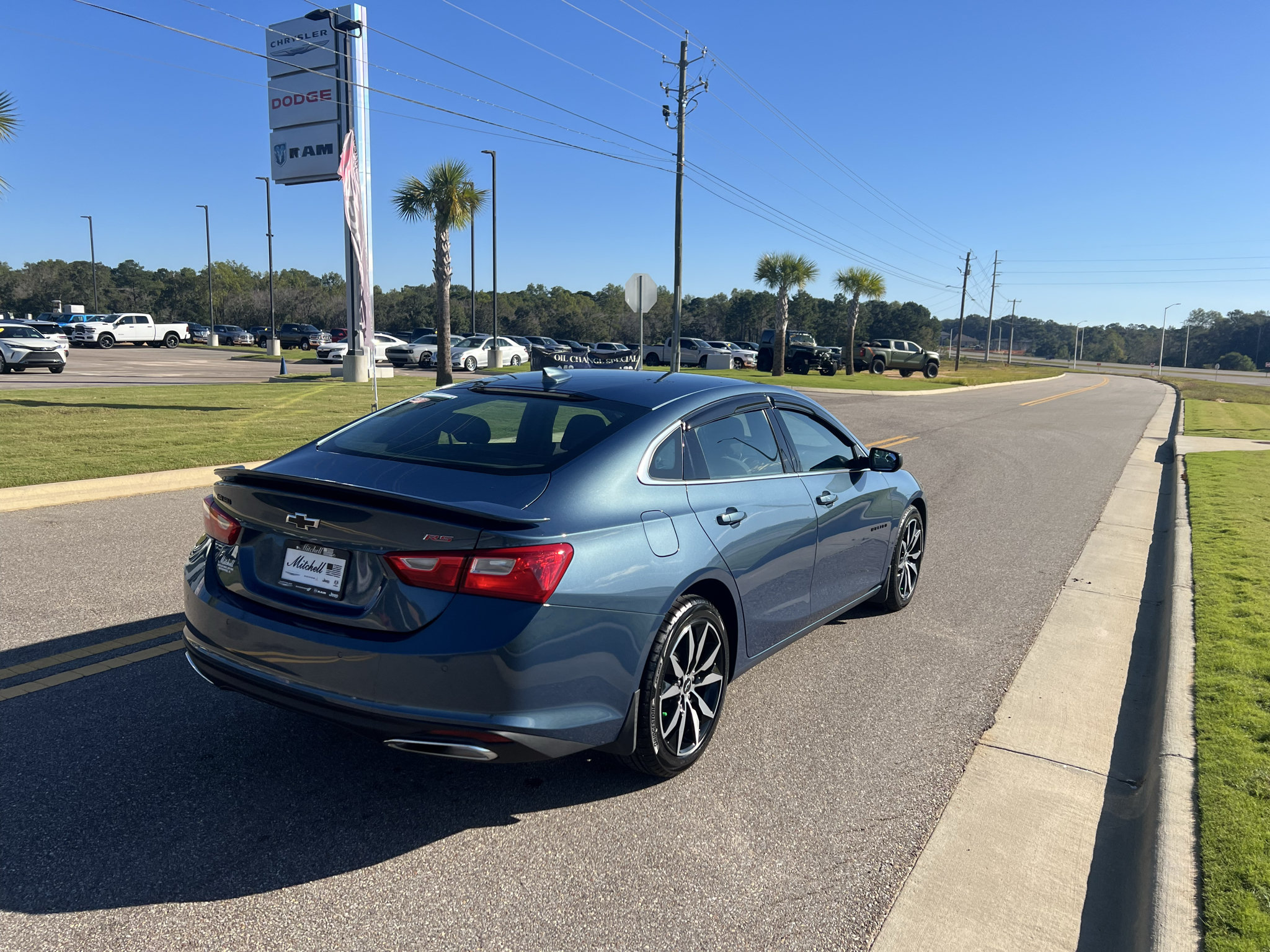 Used 2024 Chevrolet Malibu RS FWD image 5