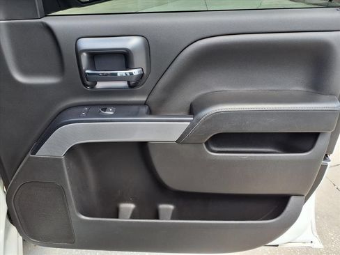 Used 2018 Chevrolet Silverado 1500 LT w/ All Star Edition AWD/4WD image 10
