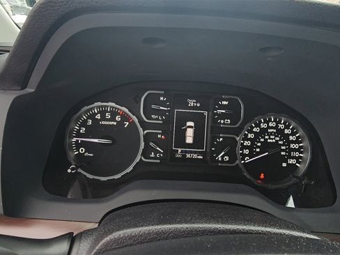Used 2020 Toyota Tundra Limited image 15