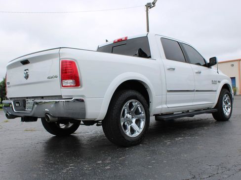 Used 2017 RAM 1500 Laramie w/ Convenience Group AWD/4WD image 4