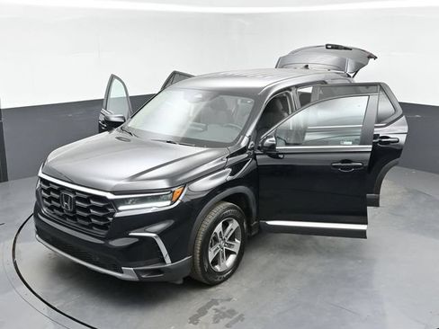 Used 2025 Honda Pilot EX-L image 54