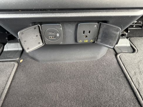 Used 2023 Ford F150 XLT w/ Equipment Group 302A High image 16