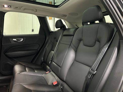 Used 2019 Volvo XC60 T5 Inscription w/ Protection Package AWD/4WD image 30